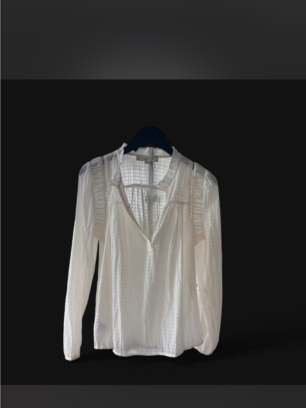 LOFT Cream Textured V-Neck Long Sleeve Blouse